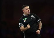 Damon Heta凭借Ally Pally nine-darter赢得粉丝6万英镑，但在世界锦标赛中出局