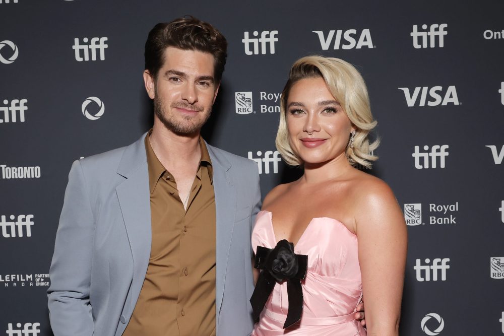 TORONTO, ONTARIO - SEPTEMBER 06: (L-R) Andrew Garfield and Florence Pugh attend the premiere of 